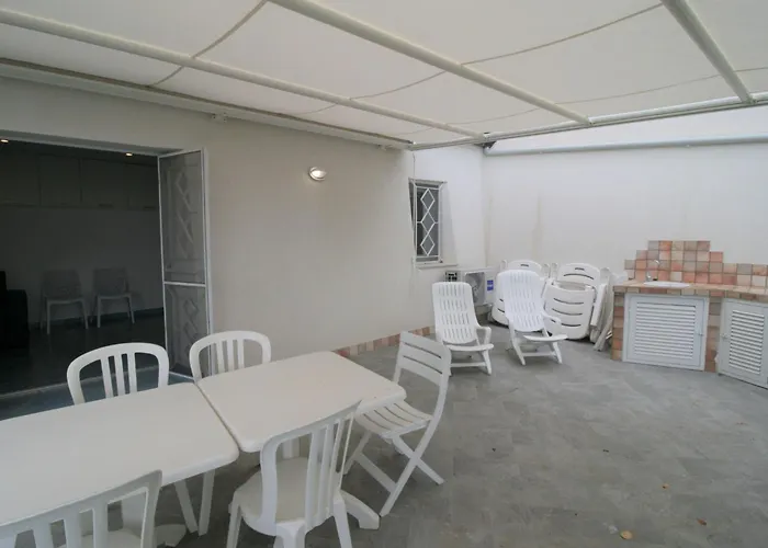 'laura' Mit Blick Aufs Wasser By Interhome Apartment