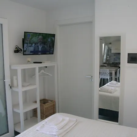 Daire 'laura' Mit Blick Aufs Wasser By Interhome *